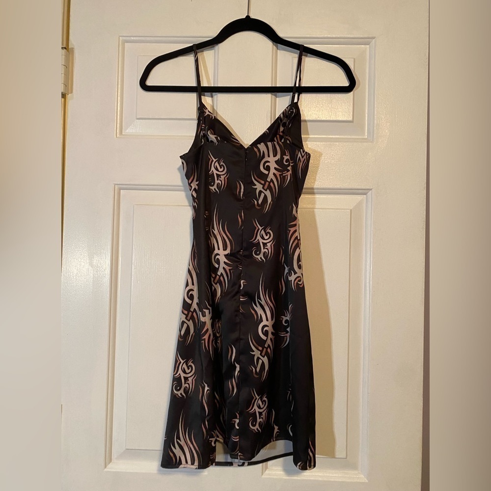 EUC Urban Outfitters Womens Mallory Cowl Slip Dress   XS - Picture 3 of 10